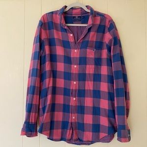 Men’s Vineyard Vines button down shirt
